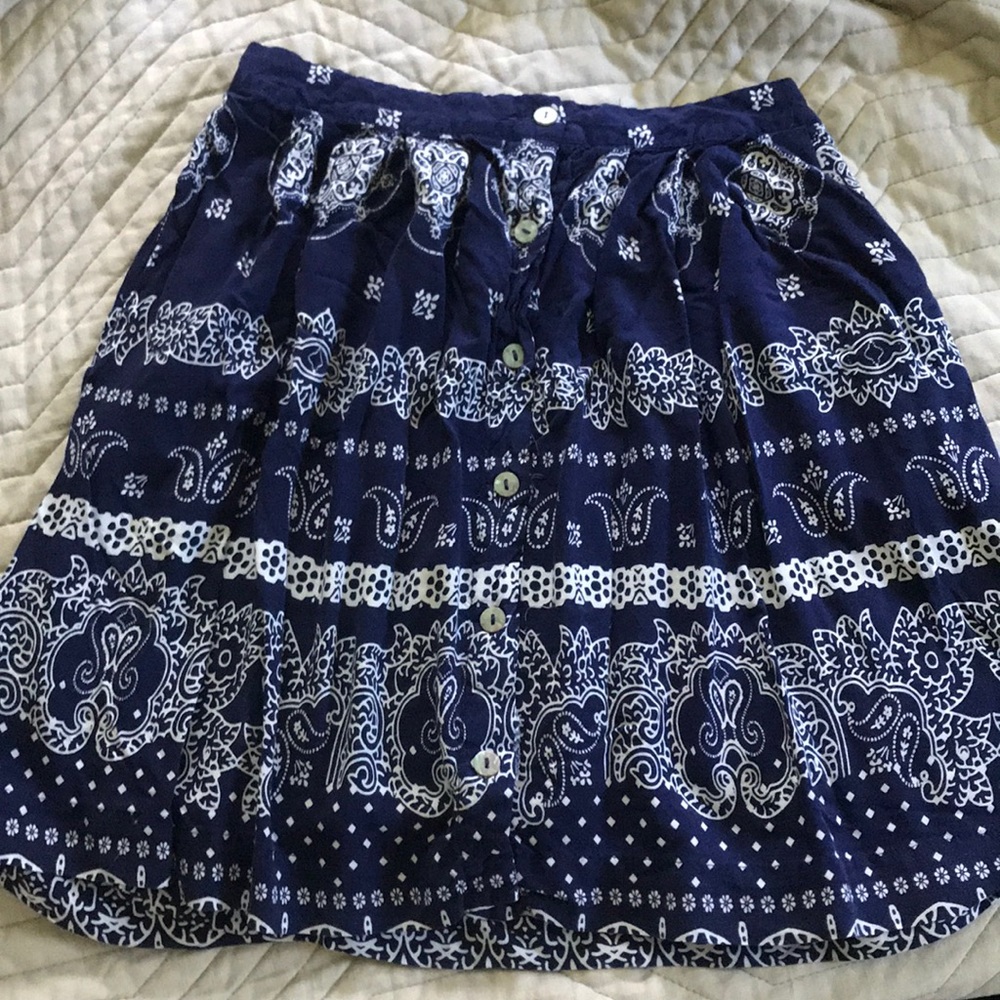 4/$20 🖤 High waist button down skirt